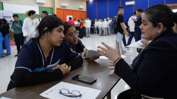 El empleo en Ecuador no muestra un crecimiento real, hasta noviembre de 2025