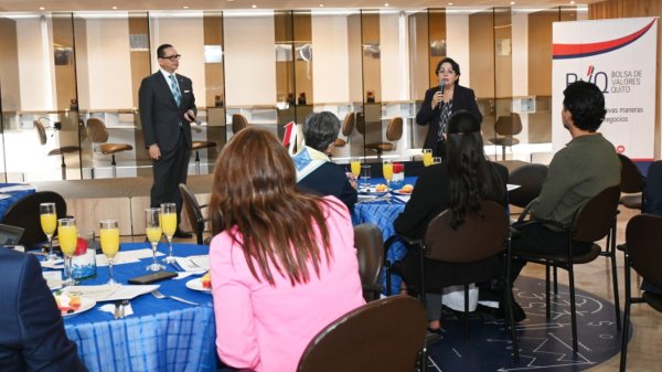 Mercado de valores en Ecuador crece y fortalece financiamiento para vivienda y energía
