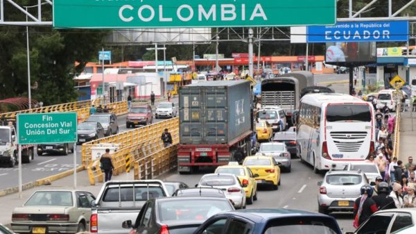 Ecuador eleva al 50 % los aranceles a las importaciones desde Colombia y agudiza la “guerra comercial”
