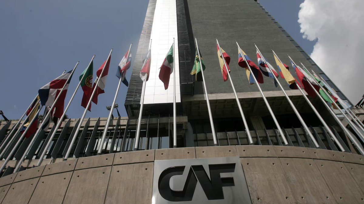 CAF aprueba créditos por $450 millones para Ecuador