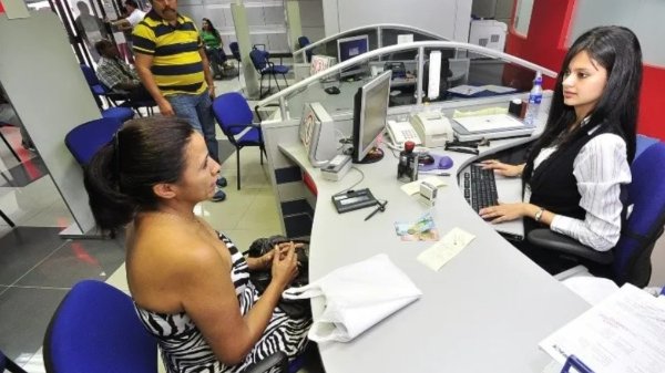 Créditos en Ecuador: el monto total entregado crece cada año, pero cada vez menos ecuatorianos acceden