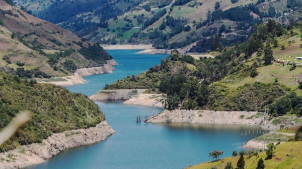 Embalse de Mazar, clave para el sector eléctrico sigue lleno, pero las lluvias comienzan a disminuir en agosto de 2026