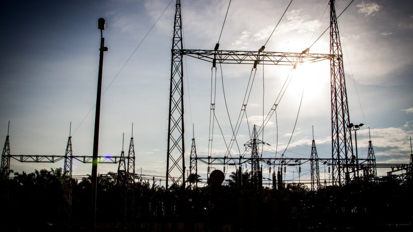 Empresas de alto y medio consumo de electricidad ya no se desconectarán por siete días consecutivos, dice el Gobierno