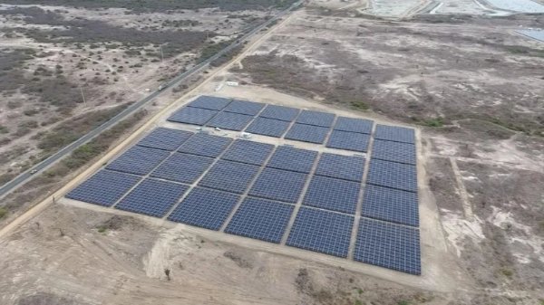 Empresas privadas invierten $900 millones en energía propia, mientras el sistema público arrastra un déficit similar cada año