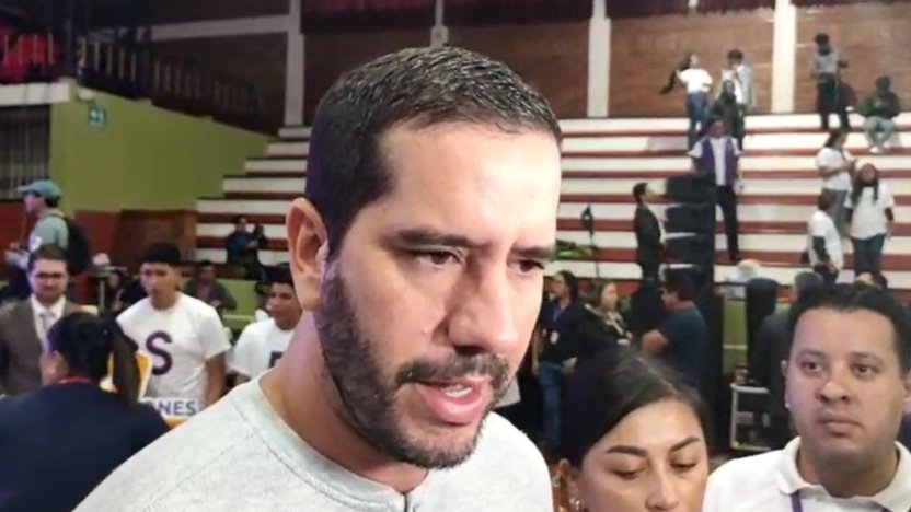 En el contrato con el Colegio de Arquitectos hay ciertas cláusulas que no se cumplieron", dice ministro Roberto Luque sobre diseño del MuNa