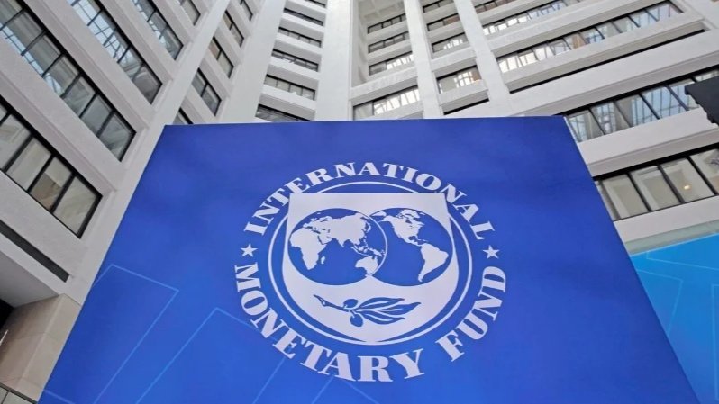 FMI identifica tres amenazas para la economía de Ecuador hasta finales de 2026