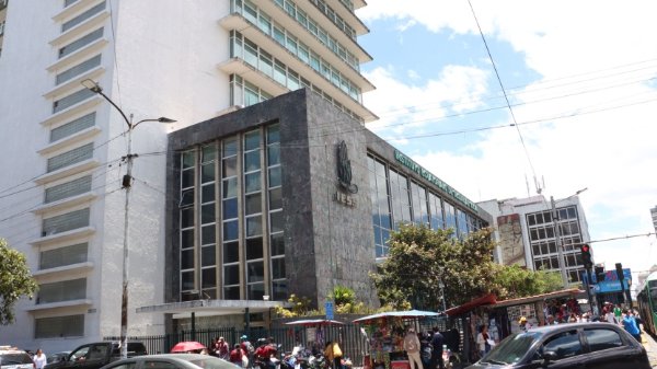 iess-tiene-1387-bienes-inmuebles-en-ecuador