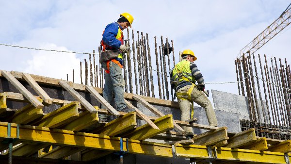 La construcción acelera y se convierte en uno de los motores de la economía ecuatoriana