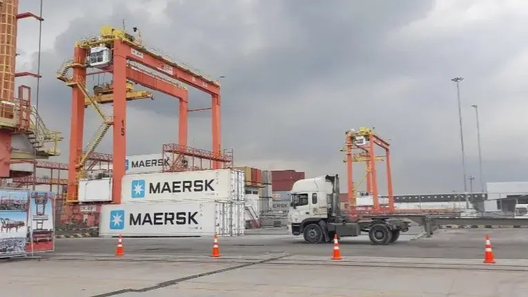 Transporte, comercio y construcción impulsaron las ventas de Ecuador en junio
