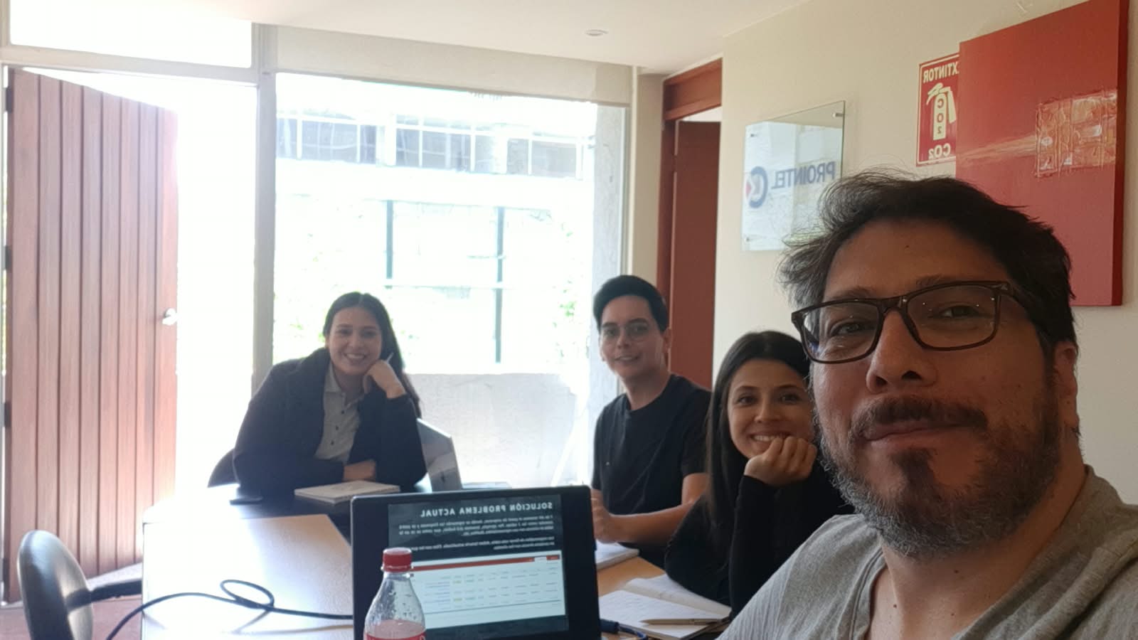 Imagen 1 de Javier Hernández - Constructores Positivos