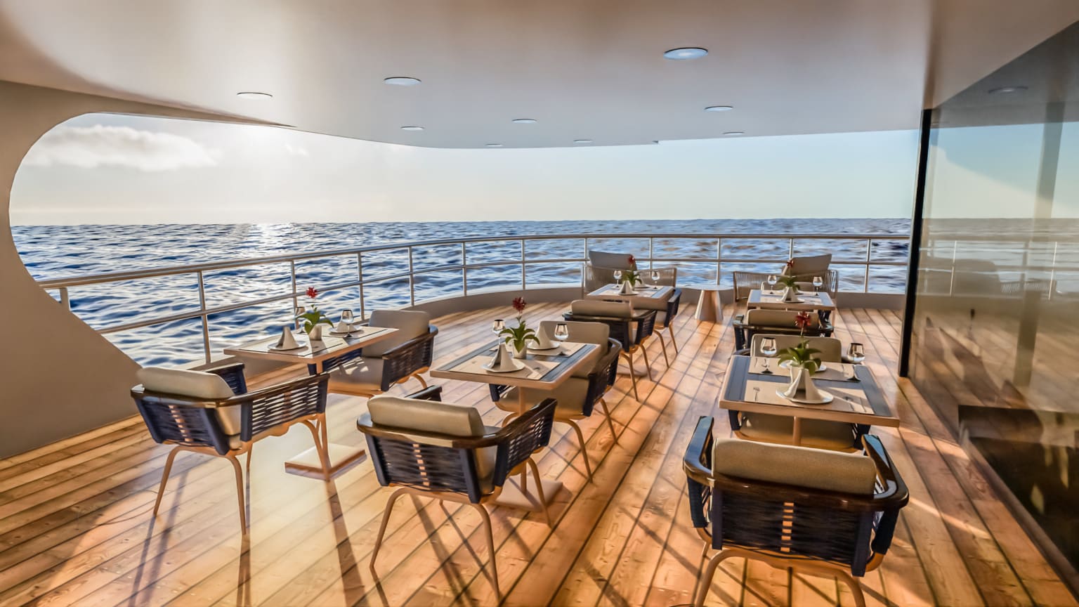 Panoramic Deck | Hermes Catamaran