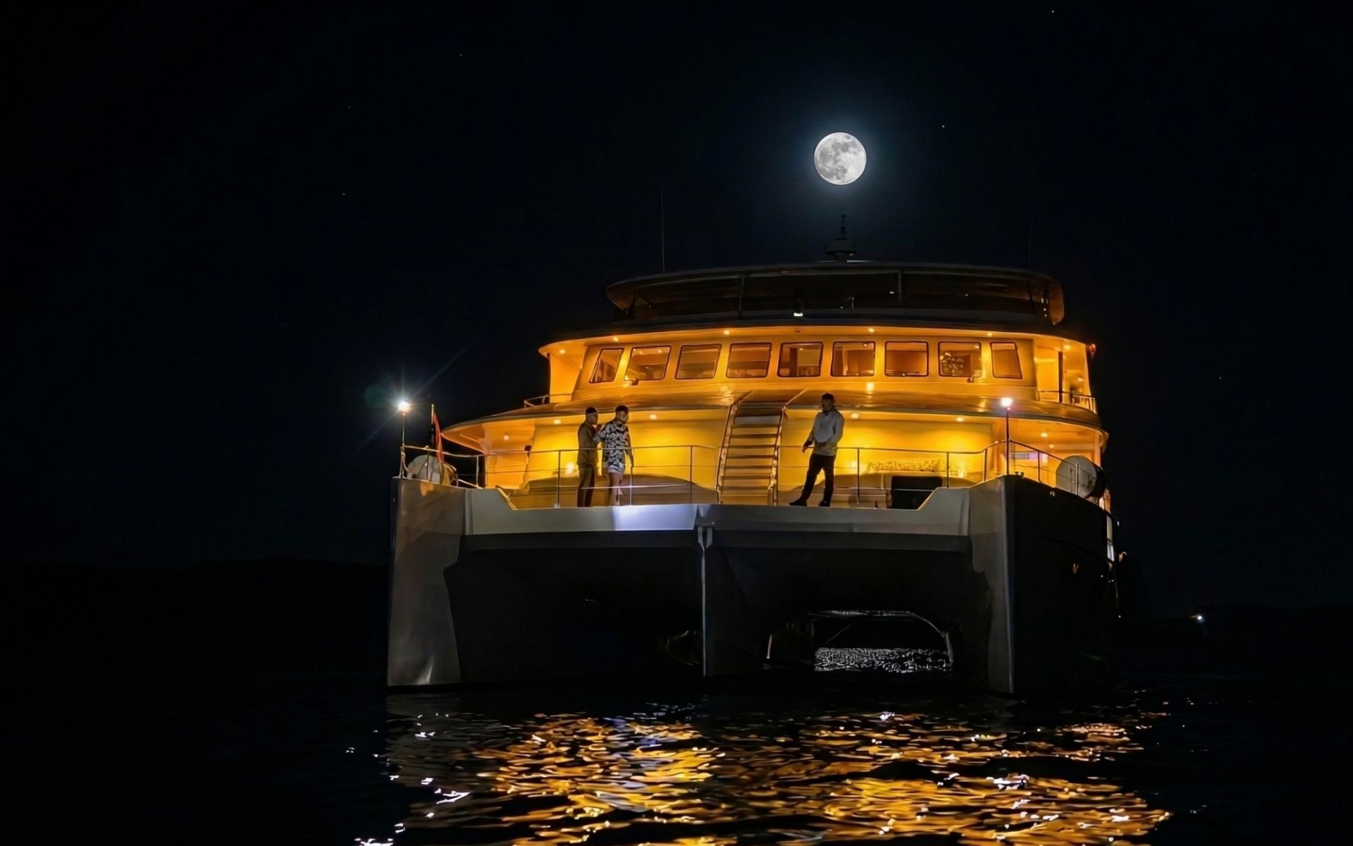 Arrival | Monique Catamaran | Cruise | Galapagos