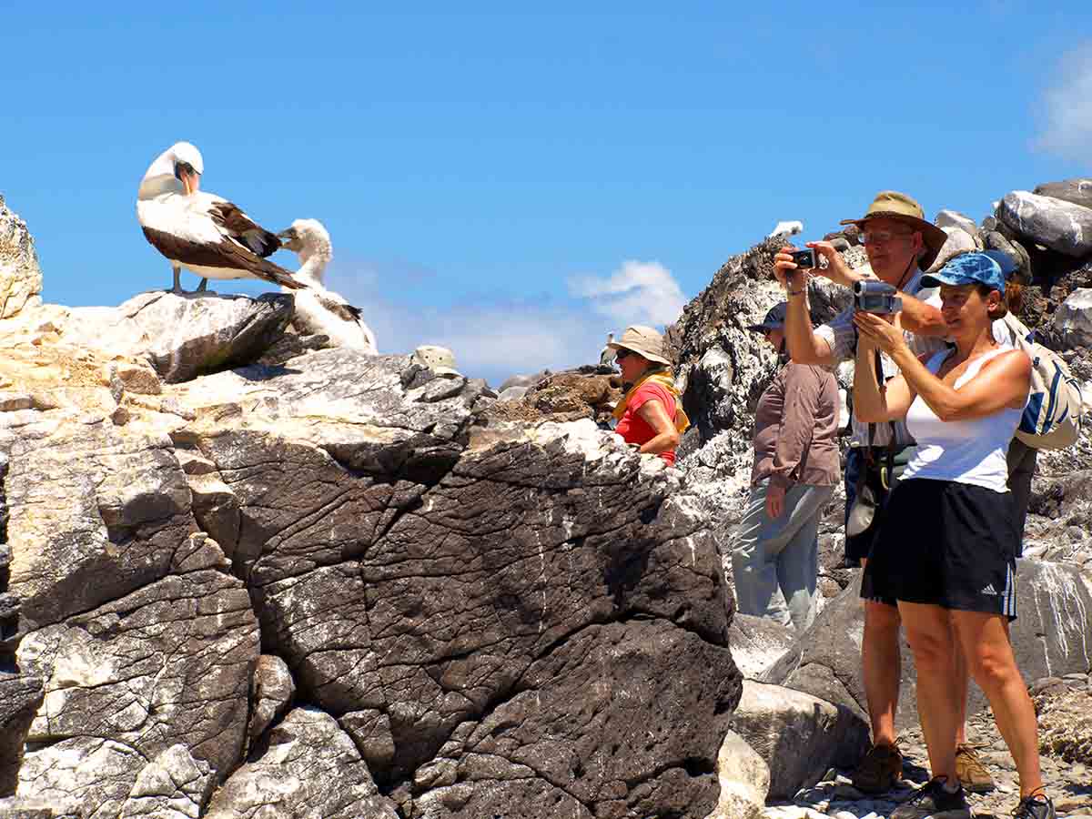 Turistas nas Ilhas Galápagos
