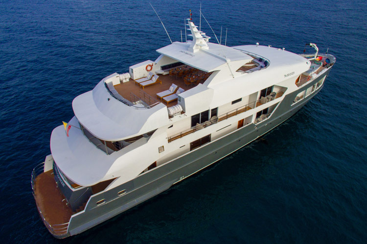 Galapagos Infinity Yacht