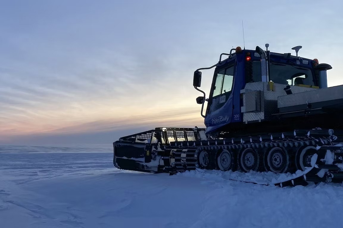 Snow Groomer | Antarctica