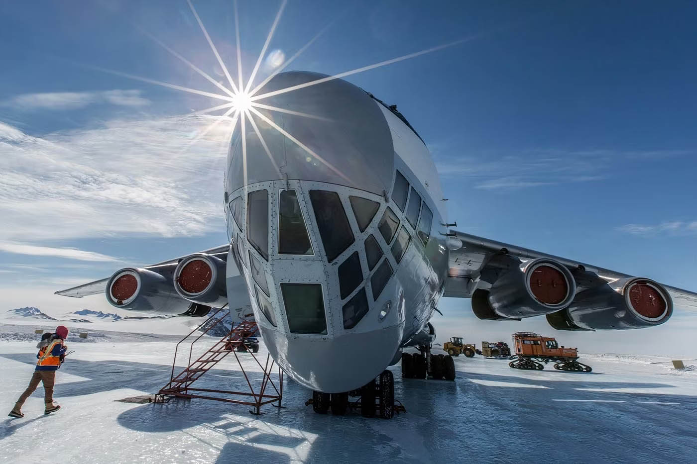 Wheeled aircraft | Antarctica