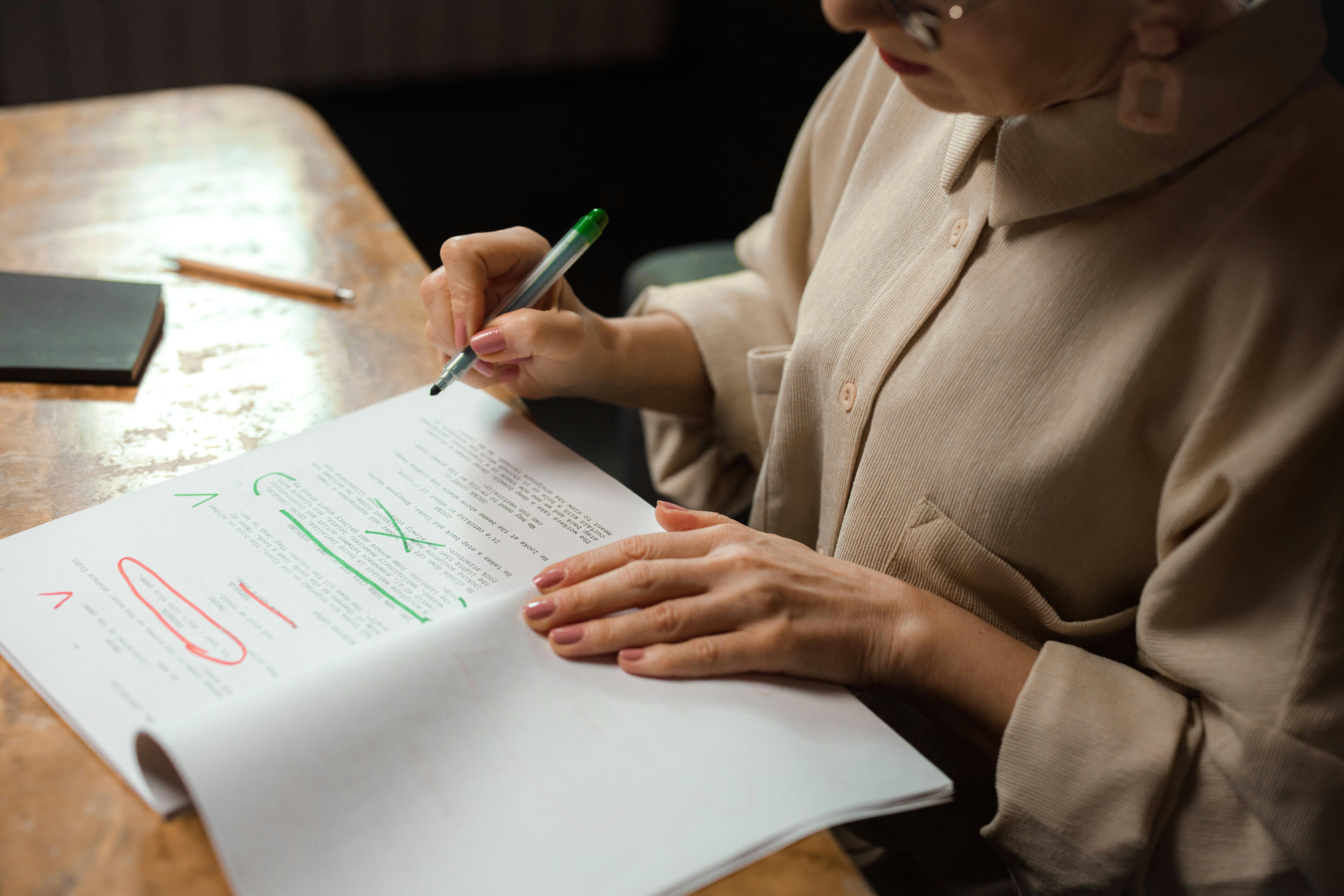 Editing & Proofreading Best Practices: How to Make Your Content Shine Without Losing Your Mind