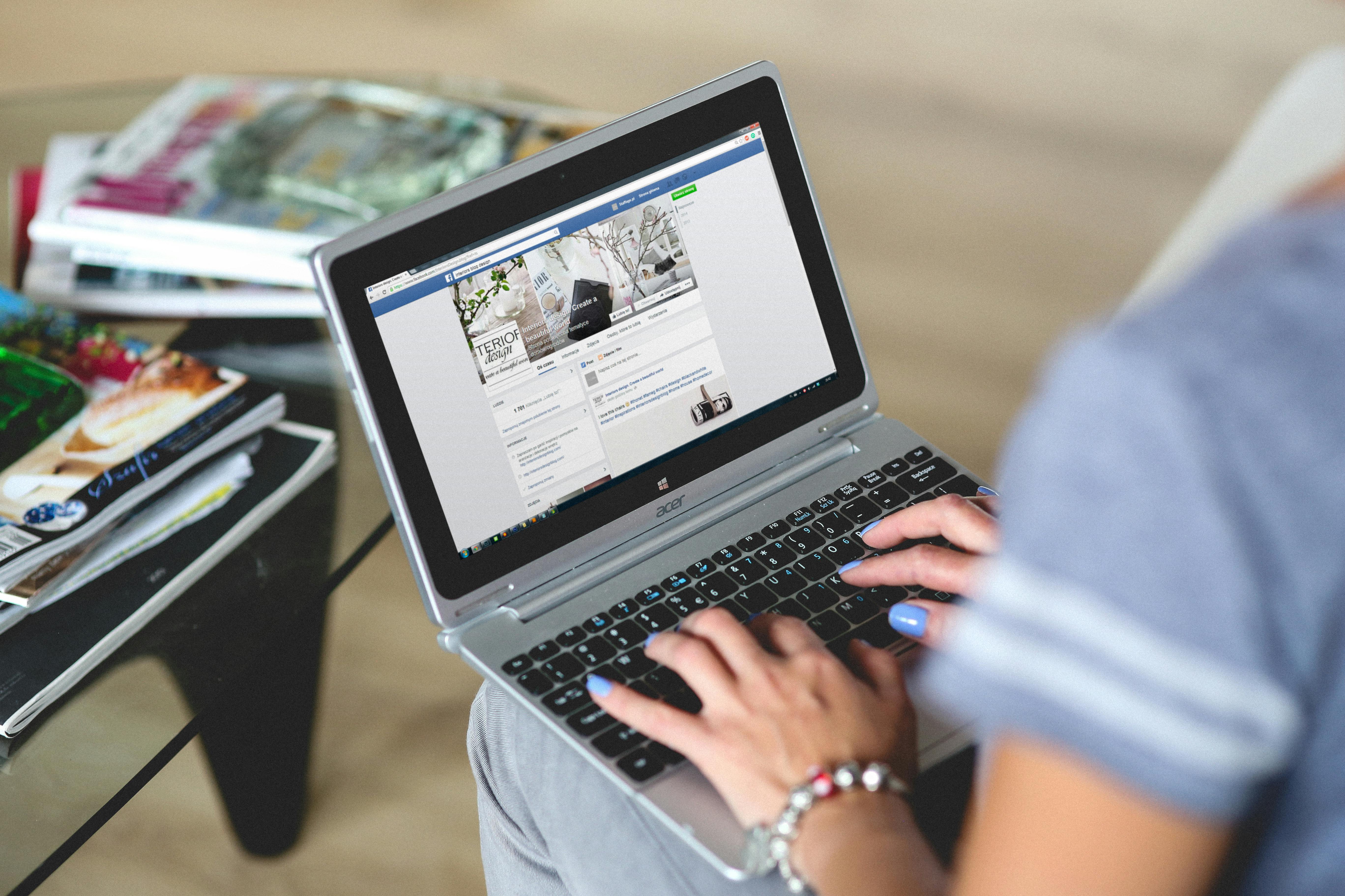 Facebook & LinkedIn Posting Strategies: A Beginner-to-Pro Tips Guide from ContentHub.Guru