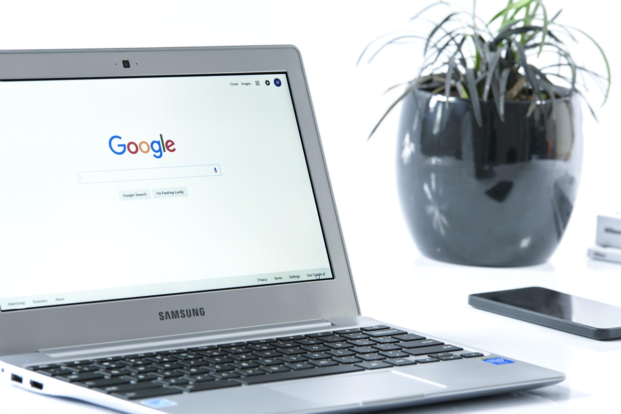 Google’s Helpful Content Update: What Every Creator Needs to Know (and Why ContentHub.Guru Called It First)