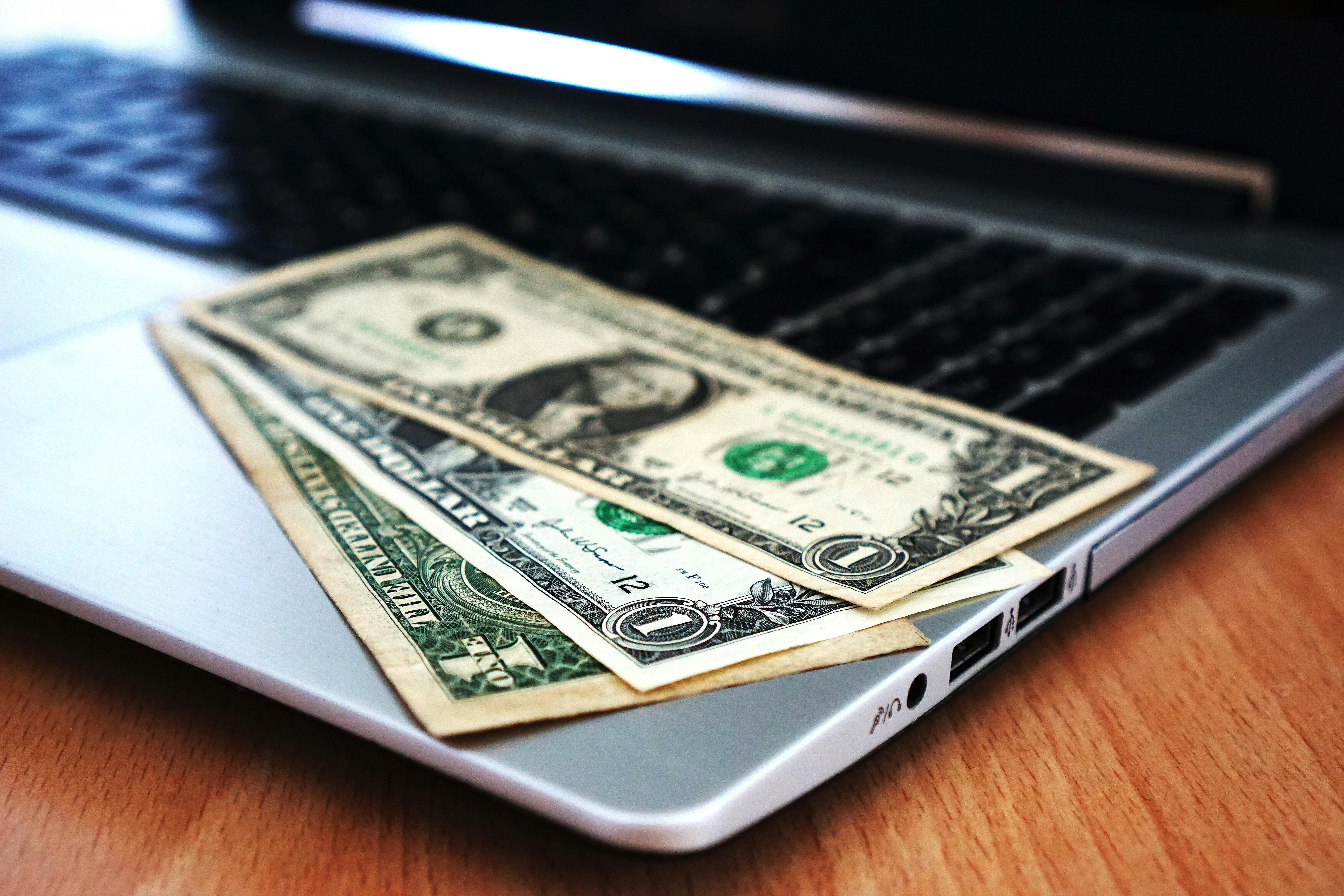 Passive Income Ideas That Actually Work Online