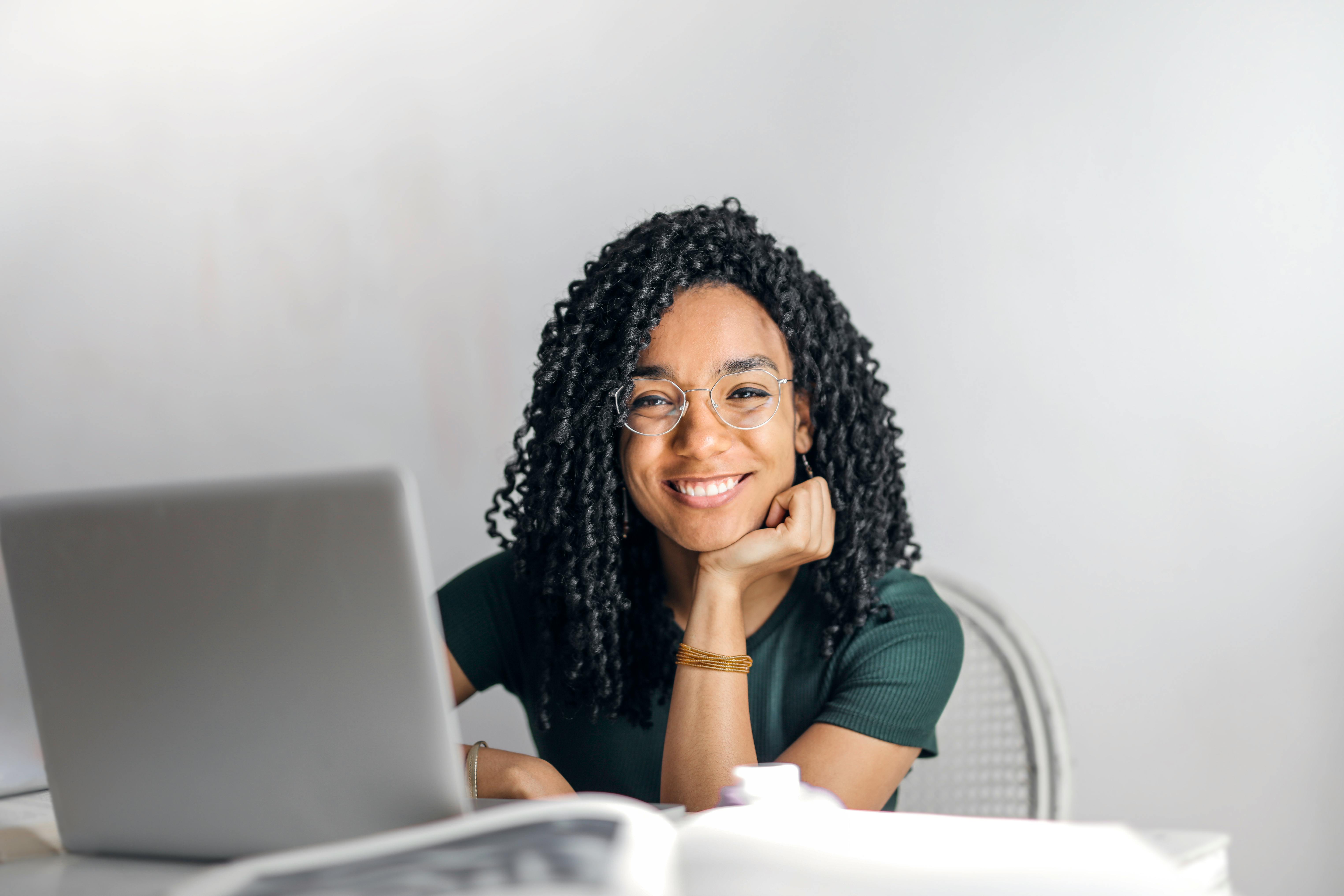 How to Start Freelancing and Land Your First Client: A Beginner’s Guide