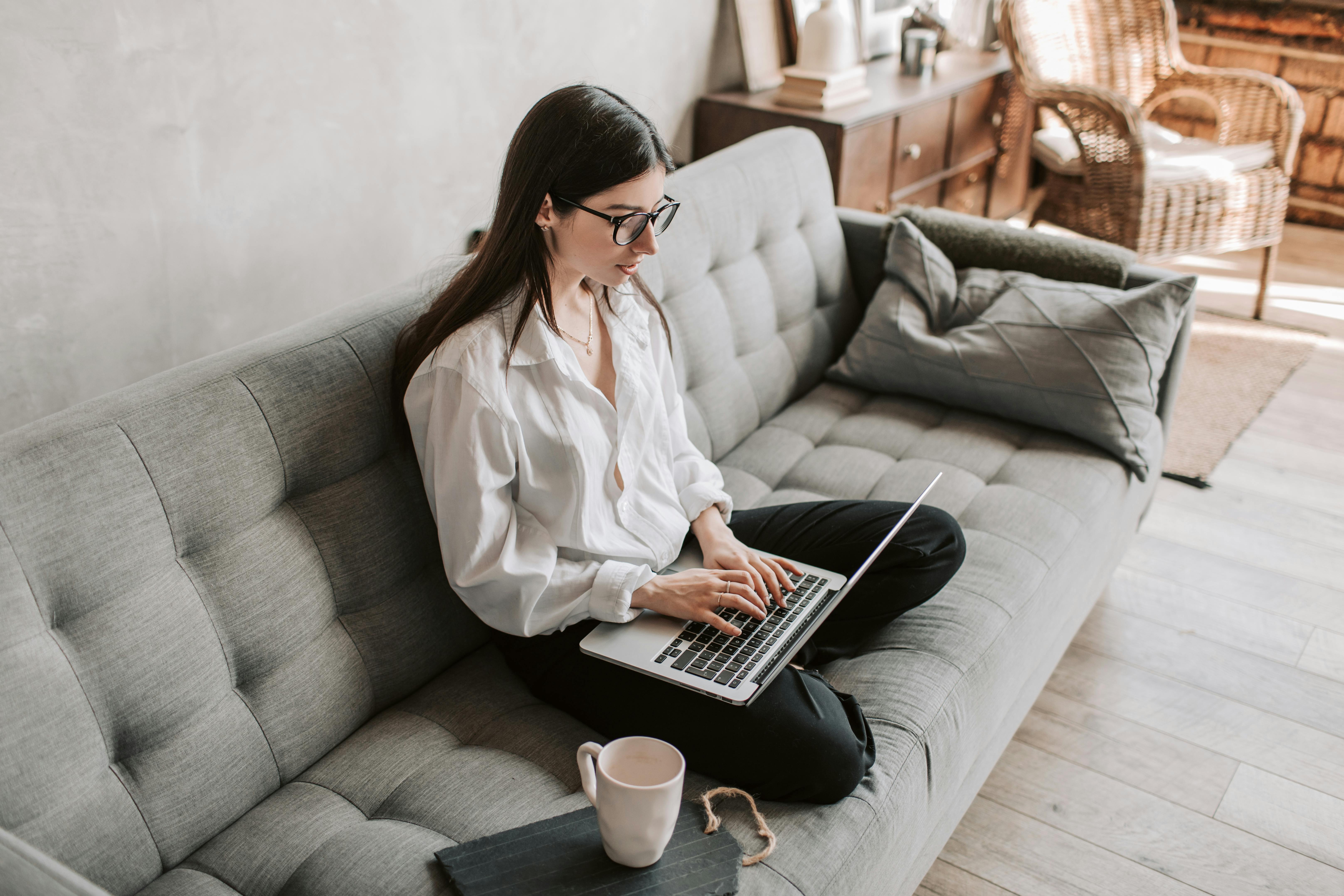 How to Use Pinterest to Make Money Online: A Beginner’s Guide for Digital Hustlers