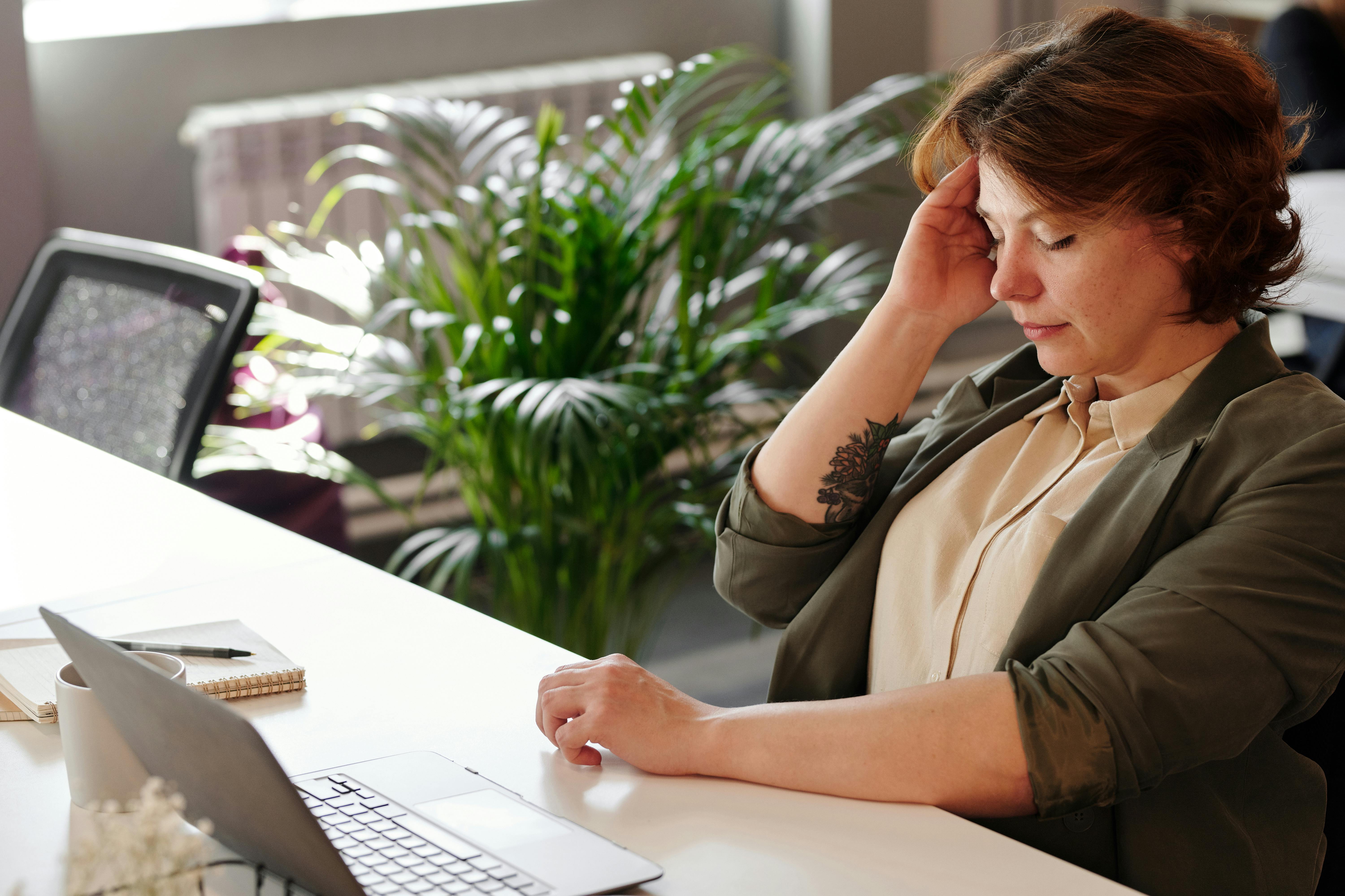 Passive Income Myths: Why You Shouldn’t Quit Your Day Job Just Yet