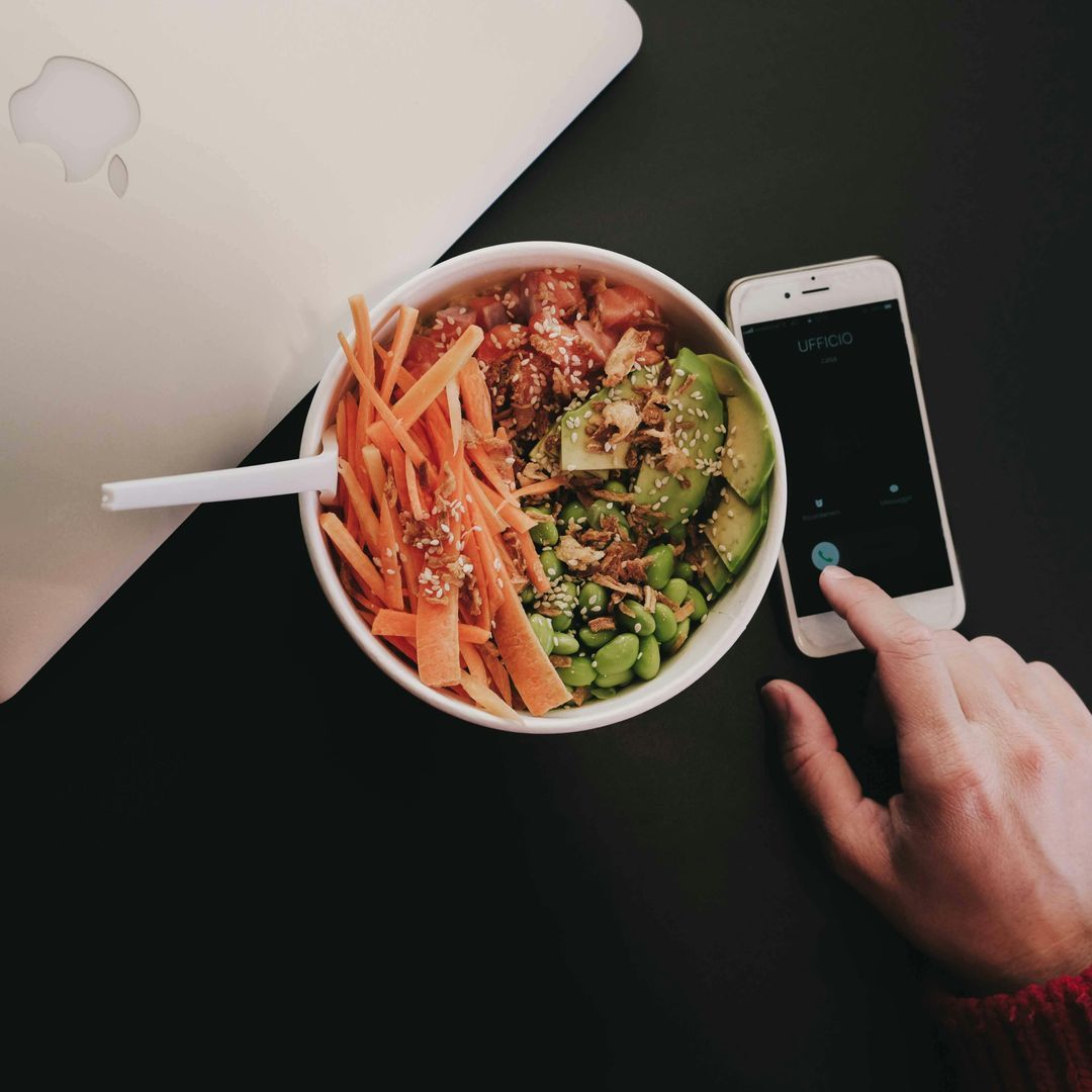 Artificial Intelligence in the Kitchen: An Alliance to Address Dietary Needs and Intolerances