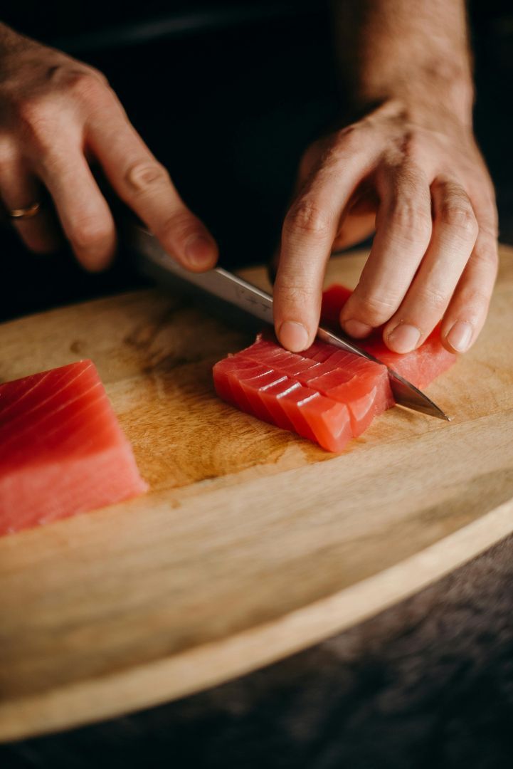 🔪 3. Quality Chefs Knives: The Right Blade Makes the Difference
