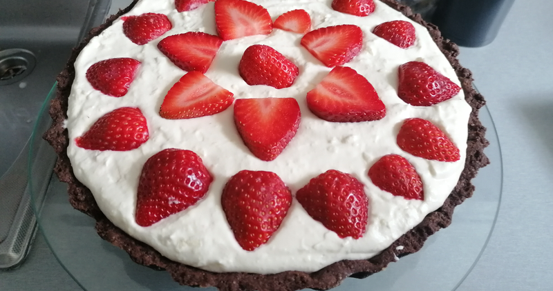 tarta z kremem z jogurtem  wygląd
