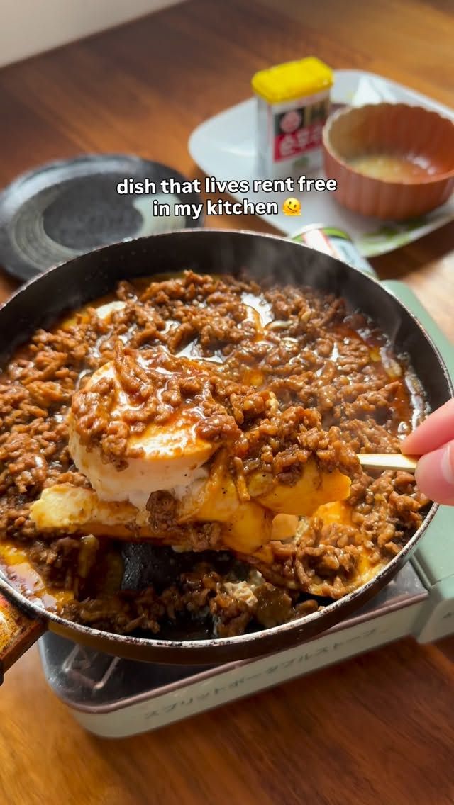 Tofu and Eggs with Meat Gravy