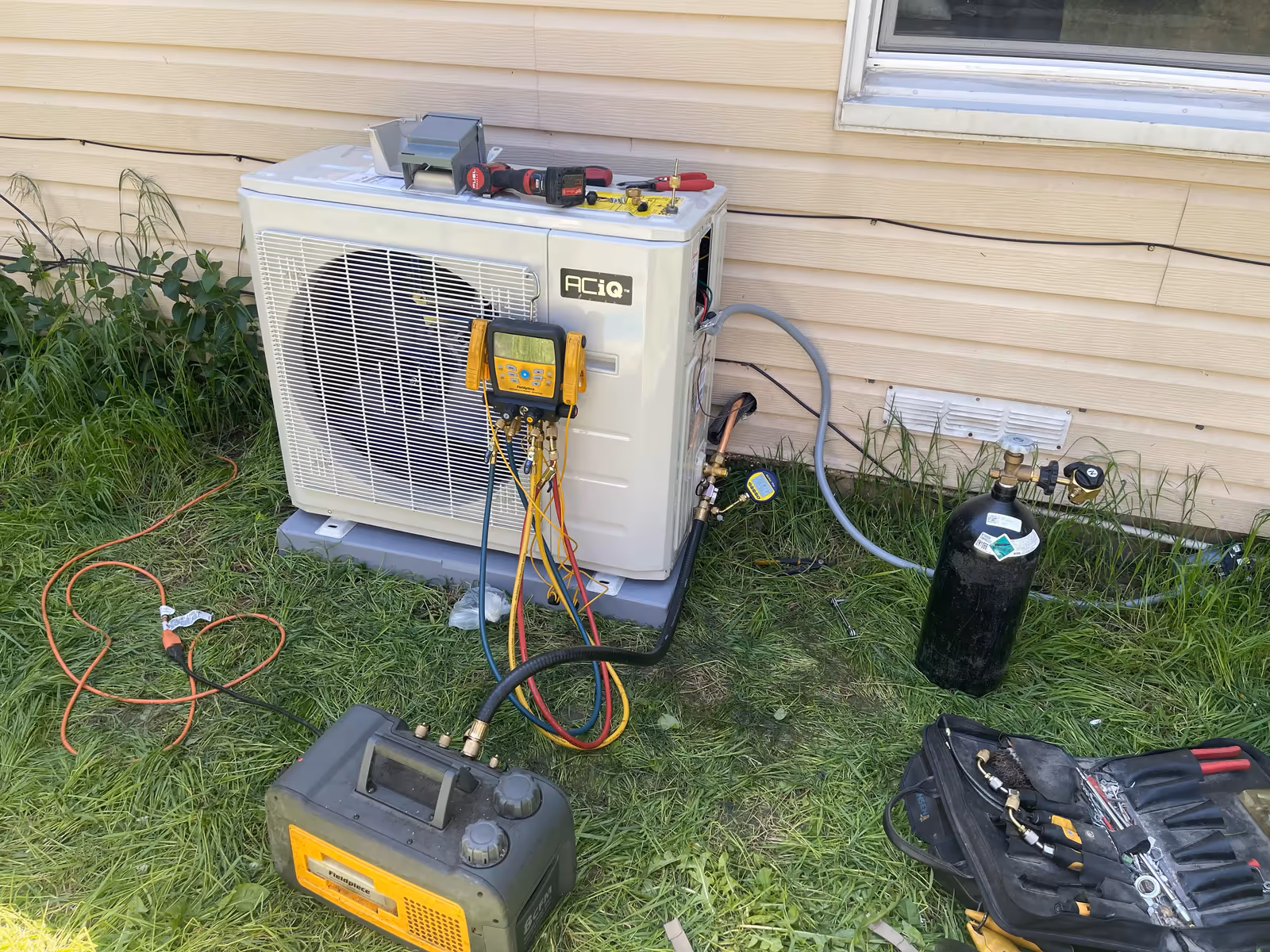 Single-stage vs Inverter A/C: Comfort, Noise, and Electricity Use for Utah Homes