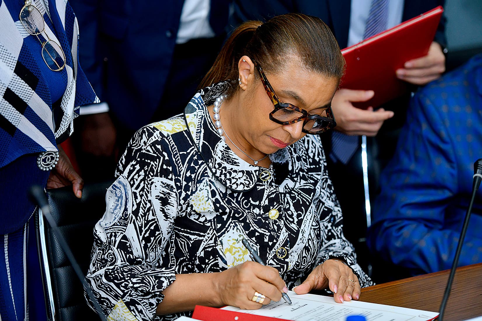 Signature d’accords clés pour le développement : La RDC et la Chine renouvellent leur partenariat à Kinshasa