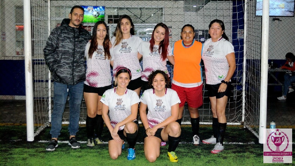 undefined - Nenas F.C.