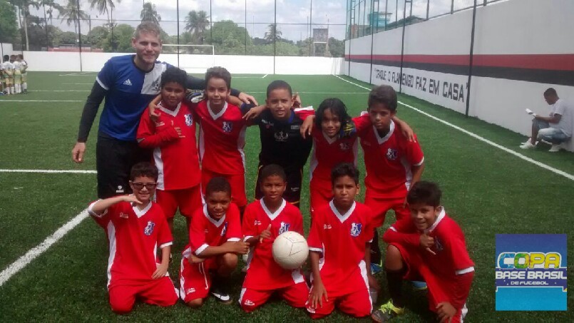 Copa Base  Brasil  - 
Amigos F.C