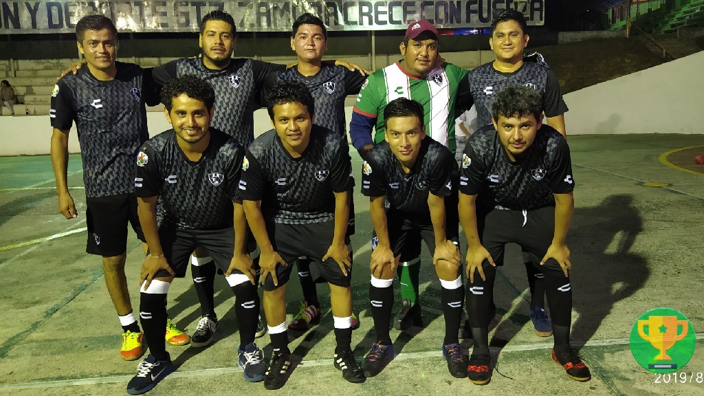 undefined - CUERVOS SALVAJES
