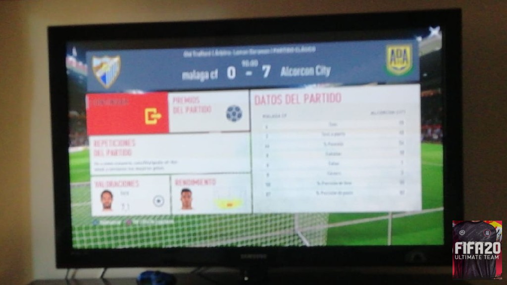 FIFA ULTIMATE PS4 Online - undefined