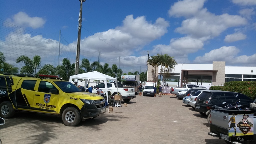 undefined - tranquilidade dentro e fora do campo,com a presença da Polícia e da equipe de primeiros socorros!