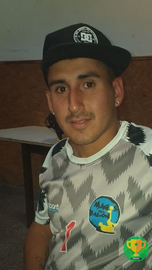 Torneo Sintético La Pelota Al Pie - jugador del partido (el cala) Carmona matias