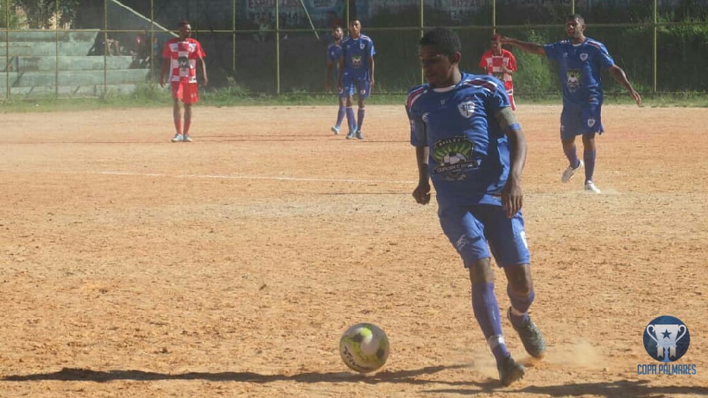 undefined - Gabriel Éto um dos destaques da competição e que levou sua equipe Santa Cruz ao título da competição. 