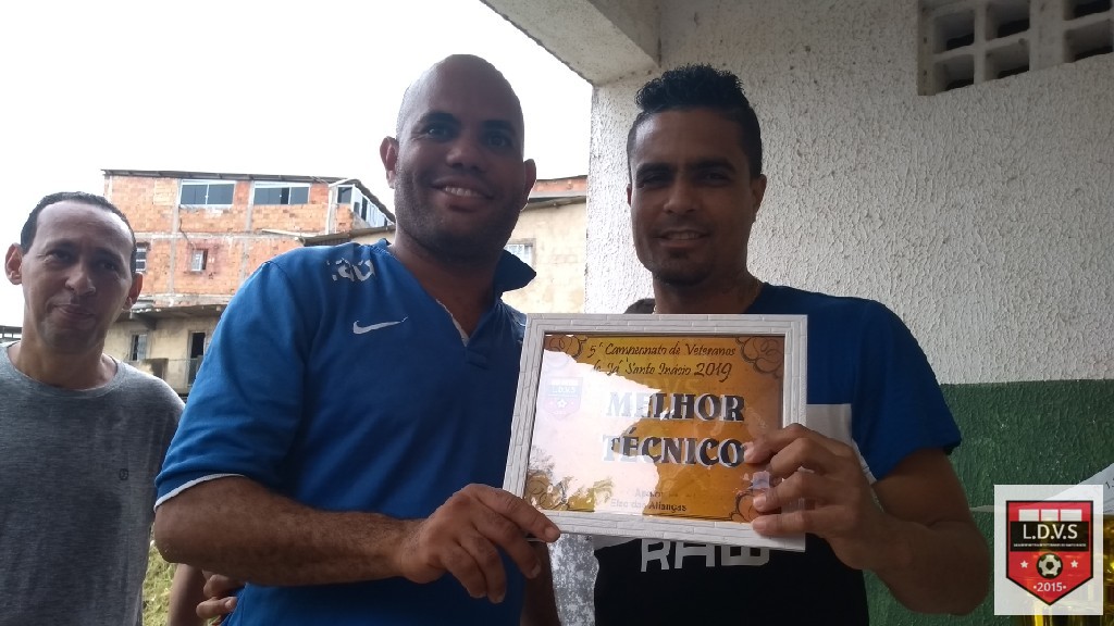 undefined - *O prêmio de melhor técnico* foi para Bruno do Independente e foi entregue pelo nosso amigo Walter Júnior o Teddy!
