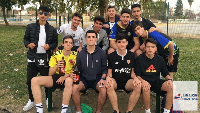 La Liga Sevillana - Foto Técnica UD Baragua💙🖤