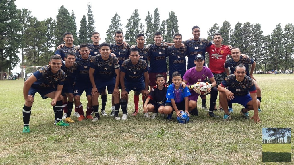 CAMPEONATO FÚTBOL  Tronco Pozo - Jaguares 💪