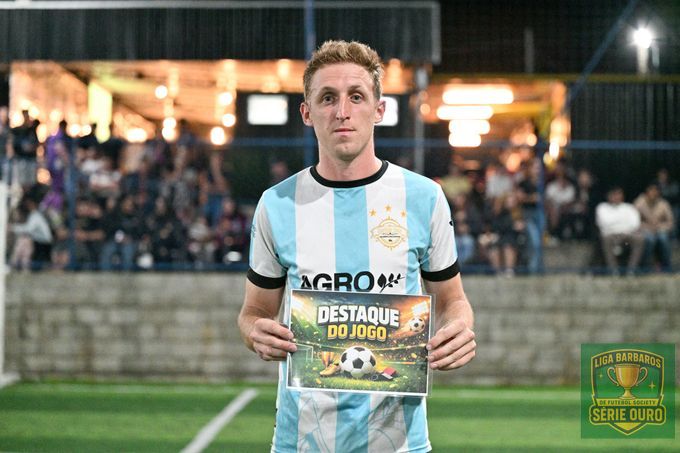 undefined - Destaque do jogo, Emerson José marcou dois gols e ajudou seu time a consquistar +3 pontos na competição