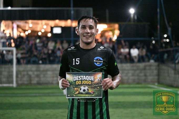 undefined - Destaque do jogo Luiz Fernando Correa, organizou e ajudou seu time a conquistar a vitória.