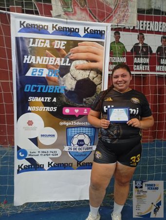 Torneo de Verano Mayor Femenino - Fecha 3.
Zeus Handball. vs Las Caprichosas.
Jugadora Destacada.
Gorosito Rocío ( Zeus).