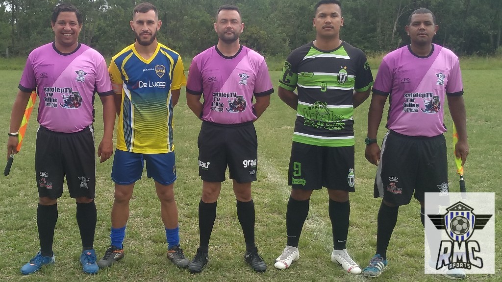 undefined - trio de arbitragem e capitães do jogo Boca Junho x Juventude
