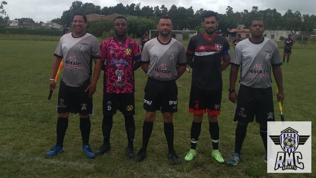 undefined - trio de arbitragem e capitães do jogo RUBRO NEGRO X COLONO