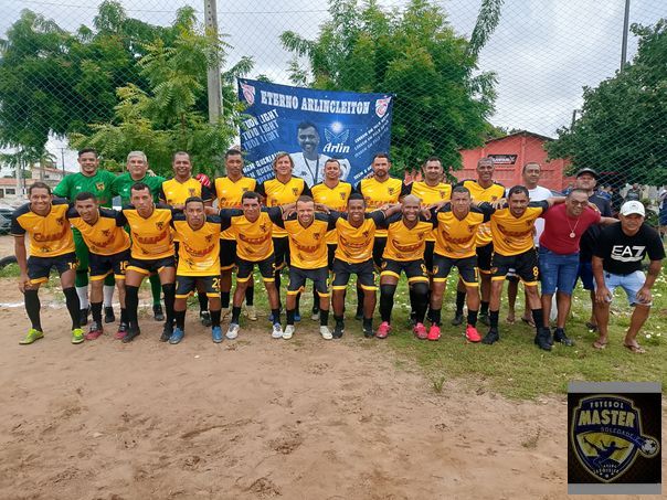 undefined - Amigos de Arlin