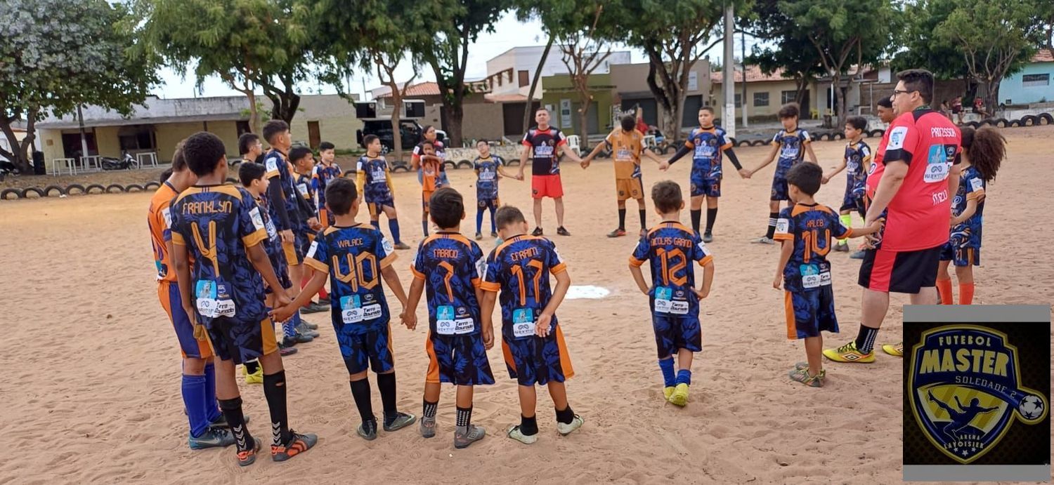 undefined - Escolinha também faz parte da Liga